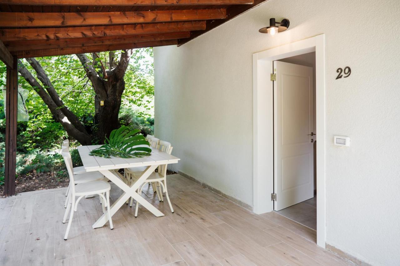 כפר הנופש קיבוץ גדות Kibbutz Gadot Galilean Resort Exterior foto